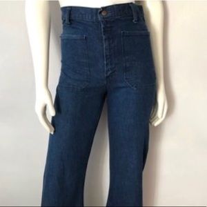 Super cute vintage bell bottom jeans!